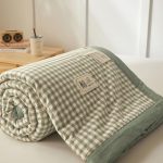 DOTBUY-SHOP Katoen Gewatteerde Bedpreien, Geruite Bed Gooien Katoenen Vulling Dekbed Super King Enkel Dubbel Maat Kinderbed Gewatteerde Gooi voor Alle Seizoenen (Licht Groen, 150x200cm)